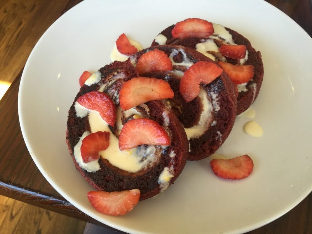 Kanela's Red Velvet French Toast