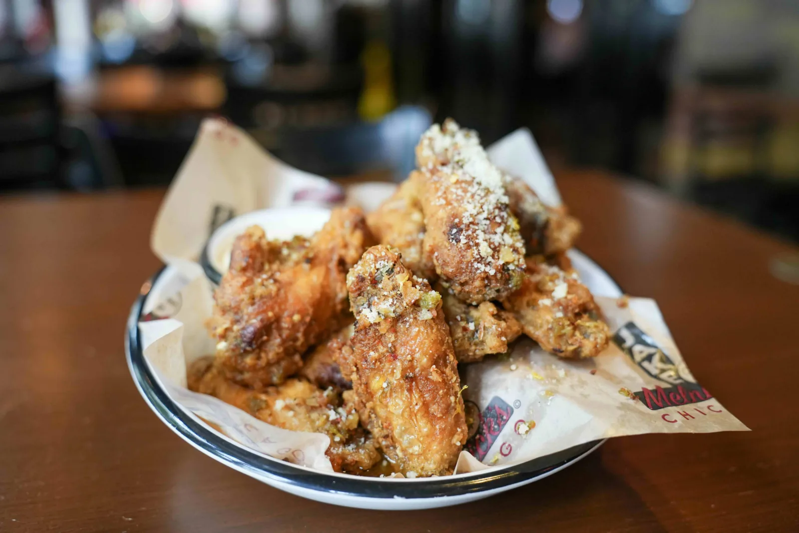 SWIFT CITY WINGS for D’Andre Swift Teams Up with Jake Melnick’s For Football Season Special Menu