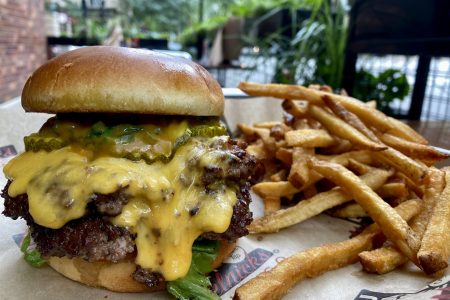 Jake Melnick's Kicks Off Fall with New Smash Burger, Seasonal Cocktails