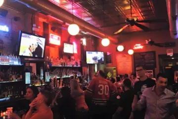 Image for Burgers and Blackhawks: Where to Go to Watch the Playoffs