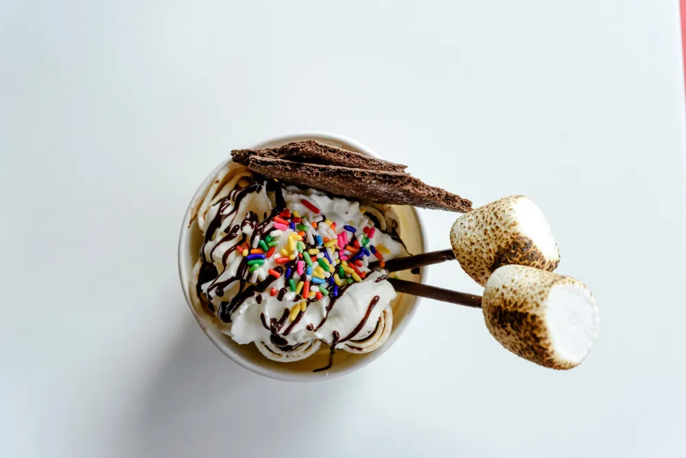 The S'mores Cup for Okashi Brings Thai Ice Cream with a Twist to Lakeview