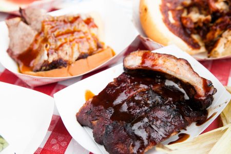 Windy City Smokeout Brings BBQ and Country Music to River North Starting Friday