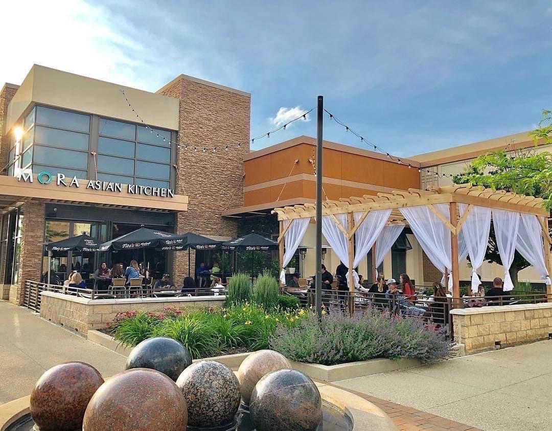 Mora Restaurant Group Opens Patios And Street Seating At Restaurants Introduces Pop Up Outdoor Dining Experience Near Aurora S Riverfront Chicago Food Magazine