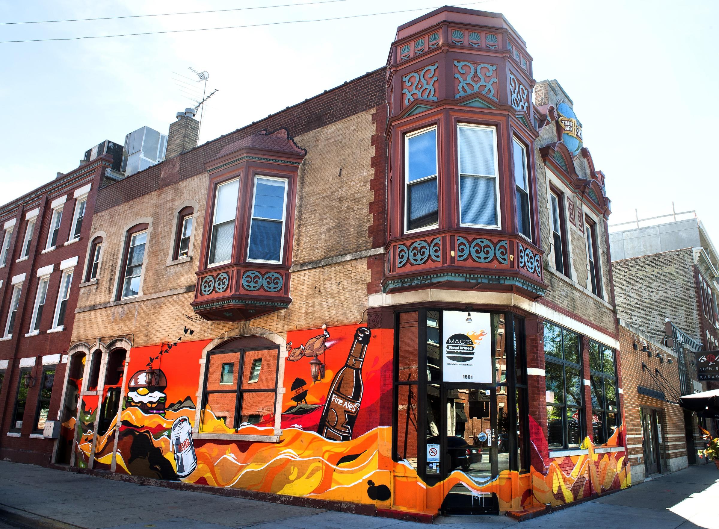 Macs Wood Grilled Exterior for Chicago Cubs Viewing Parties at Mac’s Wood Grilled