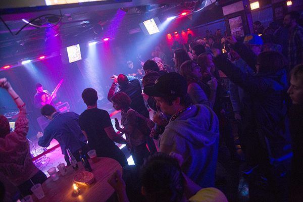 Mardi Gras Division Entertainment District for Mardi Gras On Division