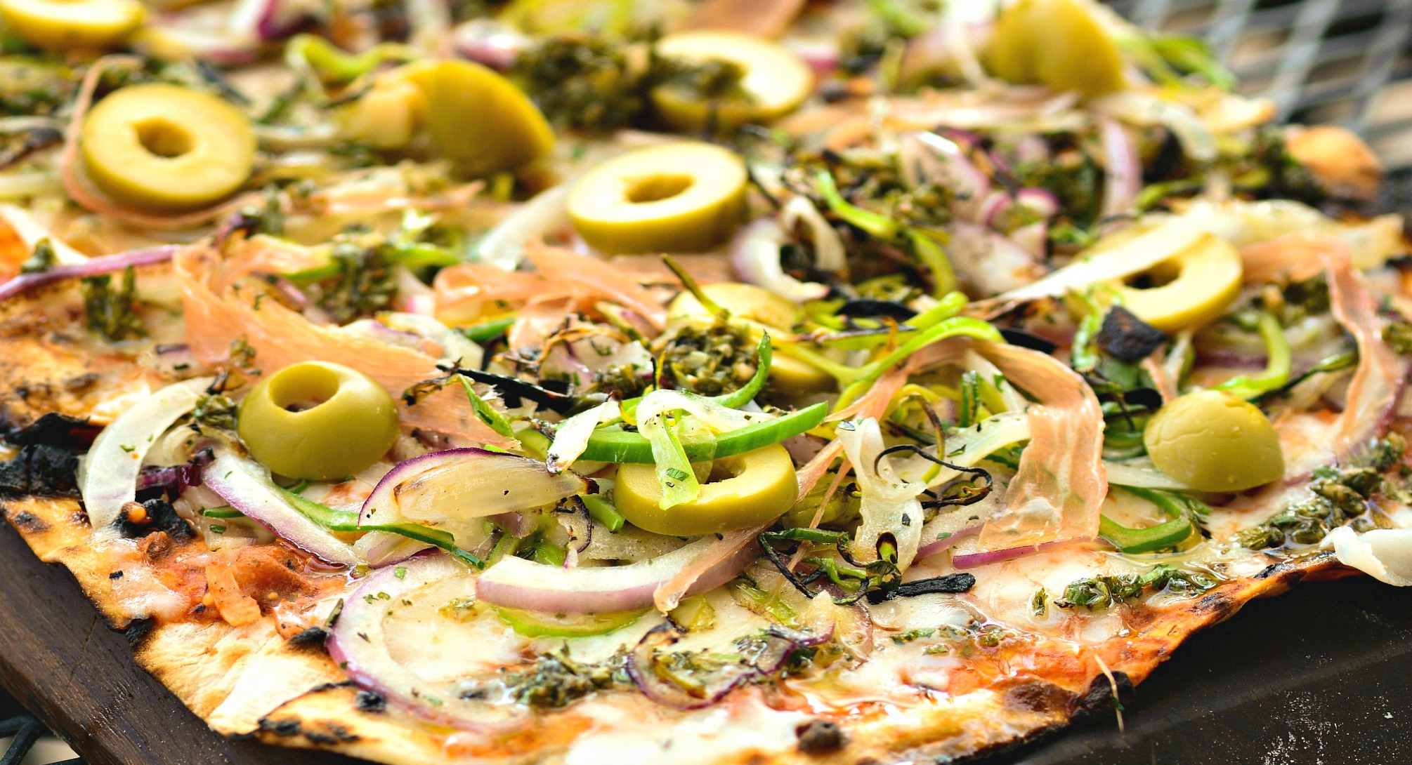 Parrilla Pizza Cover for Argentine Pizza Arrives in Chicago