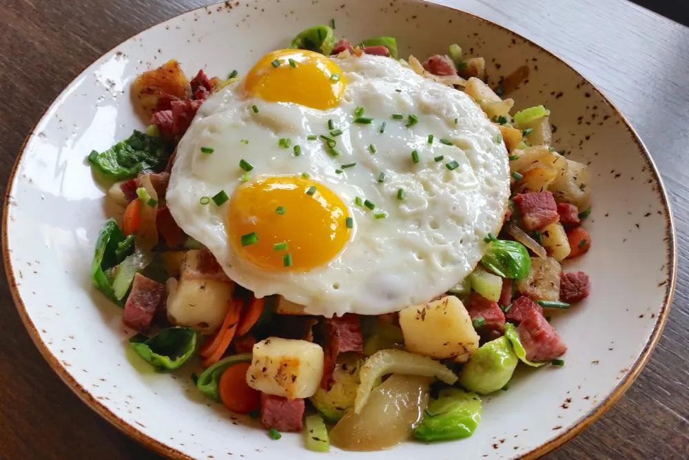 Corned Beef Hash for Kanela Breakfast Club Launches New Menu