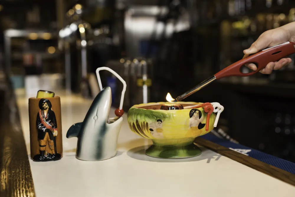 Dive Groupon Med Rez 6 for Dine at Dive Bar Before Jammin' to Billy Joel