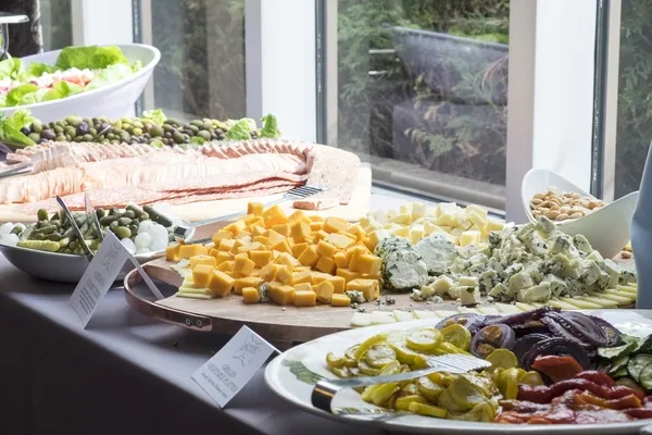 Image for The Estate by Gene & Georgetti in Rosemont Hosts Easter Brunch and Dinner