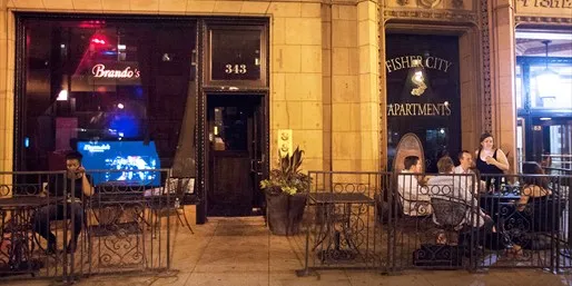 brandos, loop, happy hour, post work, drinks, moscow mules, revolution