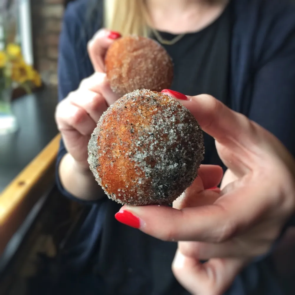mak, wicker park, healthy chinese, mothers day, donuts, complimentary, free