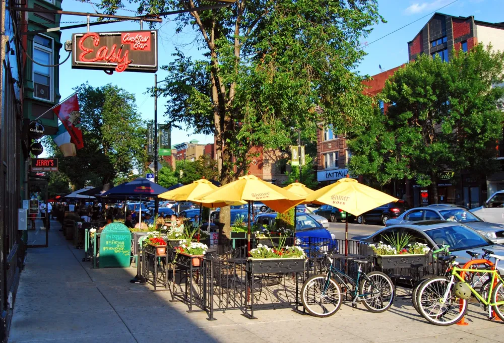 Easy Bar's Patio for Spend Your Fourth of July Weekend Outside