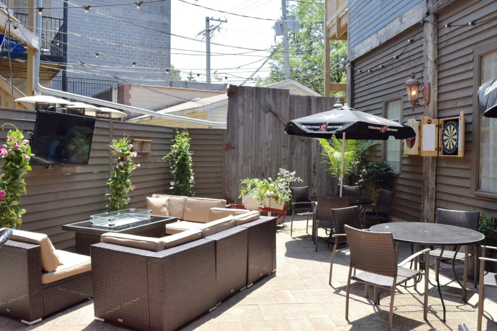 Outdoor Patio at Tavern on Little Fort for Spend Your Fourth of July Weekend Outside