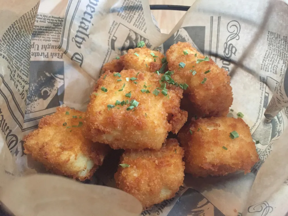 Mac & Cheese Squares for Giddy Up to Concrete Cowboy for July Food Holidays