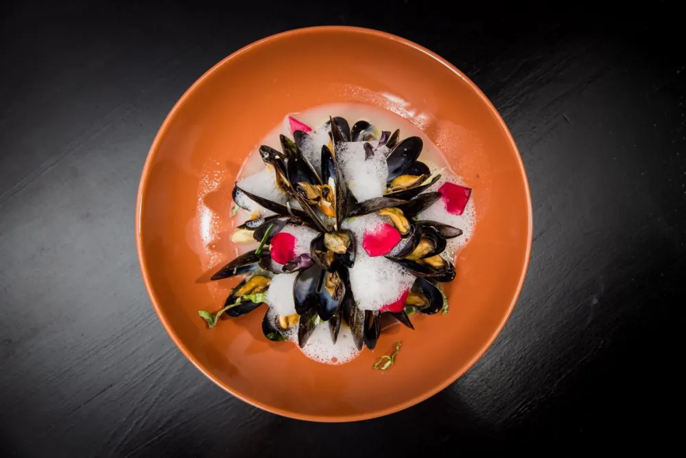 Smoked Mussels for Blu 57 is Now Open in Andersonville