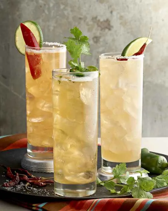 Cantina Laredo Summer Sips for New Summer Sippers at Cantina Laredo