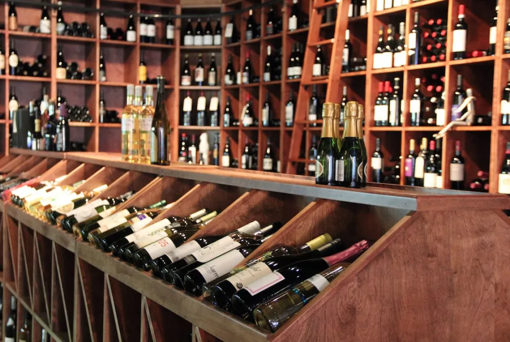 Lush Wine & Spirits