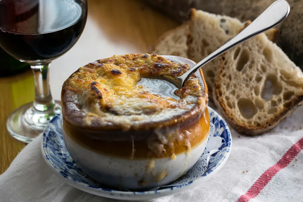 chez moi 0001 Soupe a loignon resize for "Good France" Celebration at Chicago Restaurants, March 21