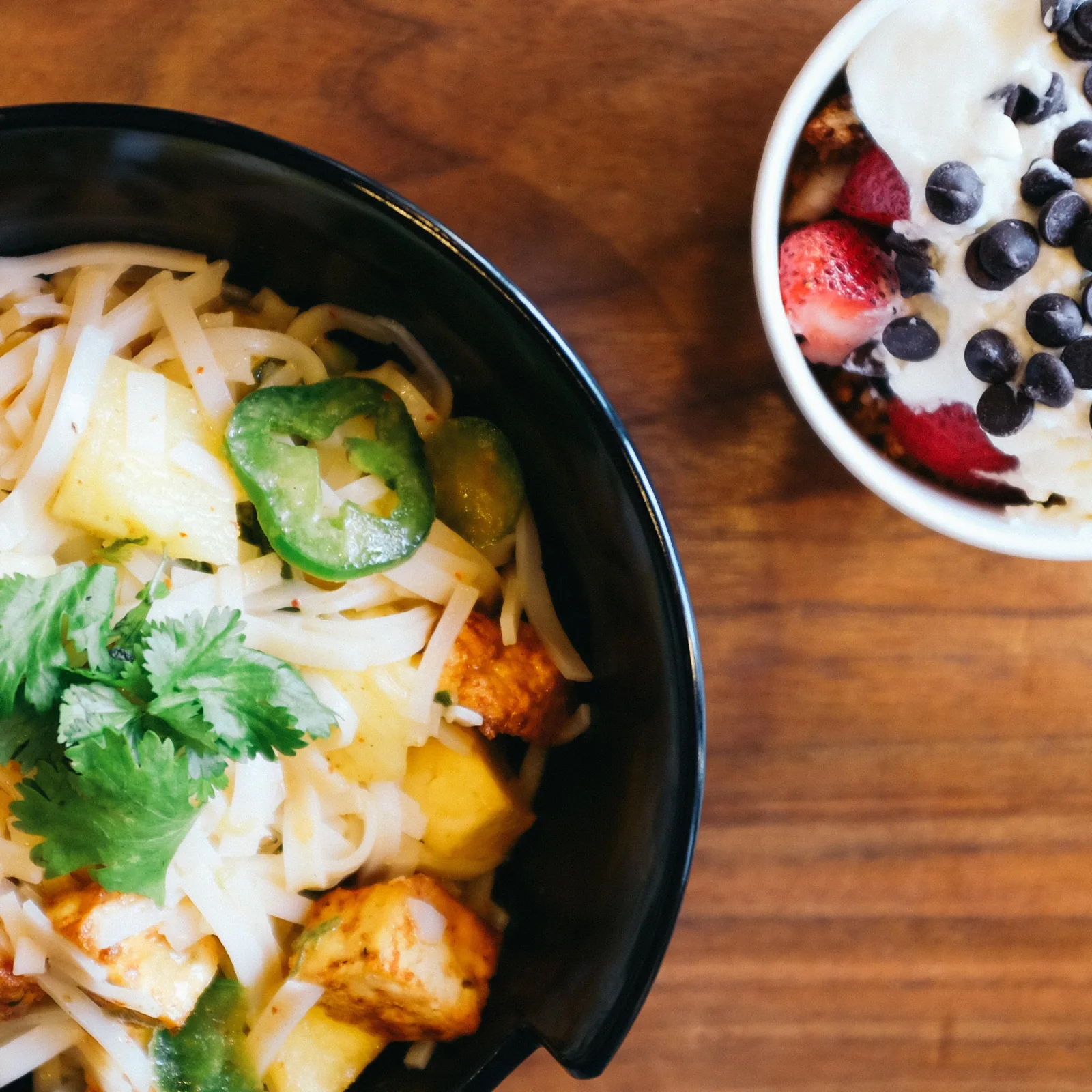 Hg Red Coconut Curry Honeybar for Giving Tuesday at honeygrow