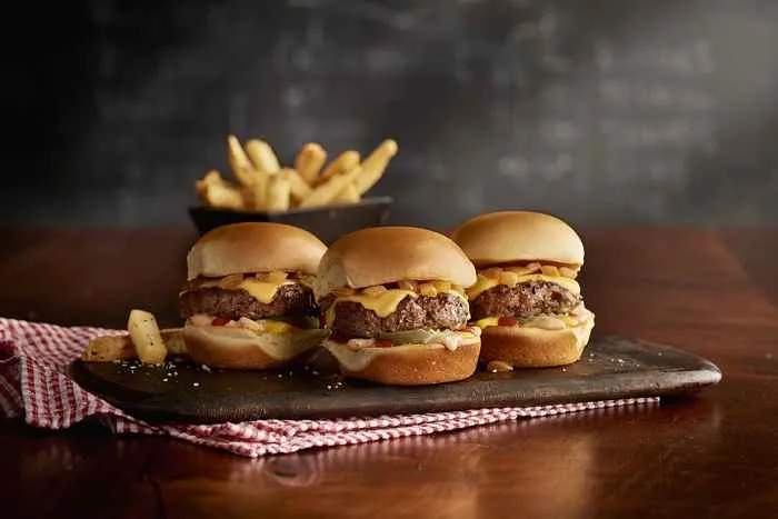 Mini Bs At Bills Burger Bar for Bill's Bar & Burger Now Open in River North