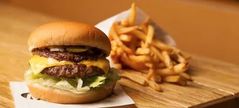 Screen shot 2015 09 01 at 8.17.51 AM for Celebrate National Cheeseburger Day at M Burger with Free Fries