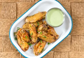 Dox Open 2 0003 Wings1 for DOX Quality Greek Opens in Wicker Park