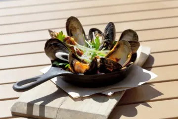 Classic Comfort Sunday June for Bottlefork's "Classic Comfort Sundays" Visits Spain
