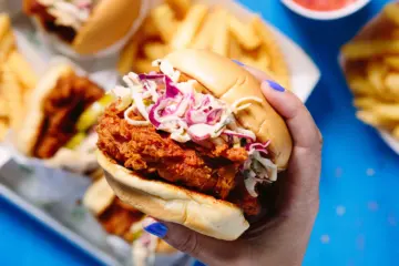 Shake Shack Hot Chicken 0000 7 R0 A0299 for Shake Shack Debuts The Hot Chick'n