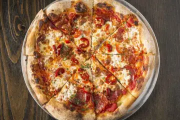 Ii 15De78F5D696776E for Urban Crosta is Now Open in Streeterville