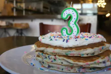 Kanela Wp Birthday Pancakes 1 for Kanela's Wicker Park Breakfast Club Celebrates 3rd Anniversary with Something Sweet