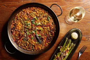 Mercat Day2 10 for Mercat a la Planxa Celebrates National Paella Day with a Week of Specials