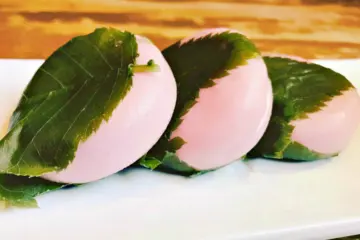 Strings Spring Mochis for New Spring Mochi Desserts at Strings Ramen
