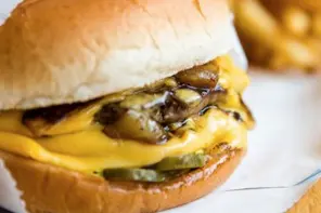 Screen shot 2015 12 07 at 2.30.33 PM for New "Chicago Double" at M Burger