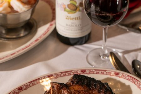 Gene & Georgetti Celebrates National Steakhouse Month in June