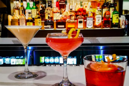 New Loop Restaurant Offers Special Menu & Holiday-Inspired Cocktails for Valentine’s Day