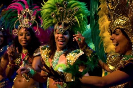Week-Long Carnival Celebration at Nacional 27 