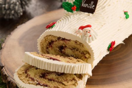 Vanille Trad Buche De Noel 2017 for Vanille Patisserie Opens In Hyde Park