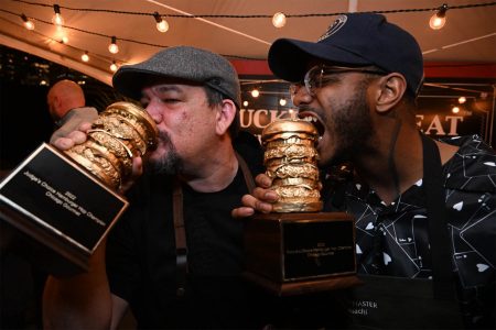 Chefs Corey Grupe and Kwame Onwuachi Win Hamburger Hop at Chicago Gourmet