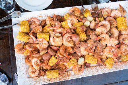 River Roast to Host 6th Annual Seafood Boil