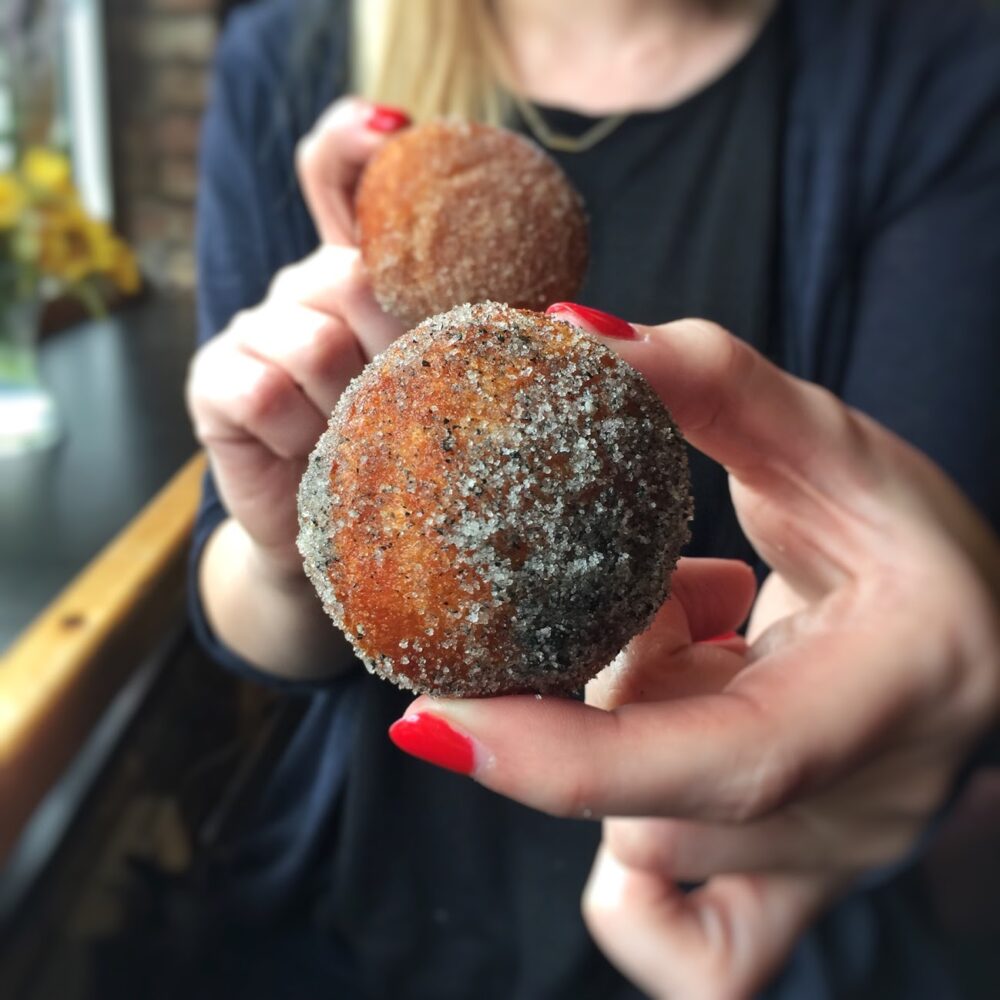 mak, wicker park, healthy chinese, mothers day, donuts, complimentary, free