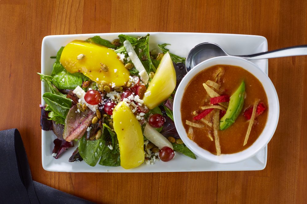 Cl Thur Sopa Y Mango Salad