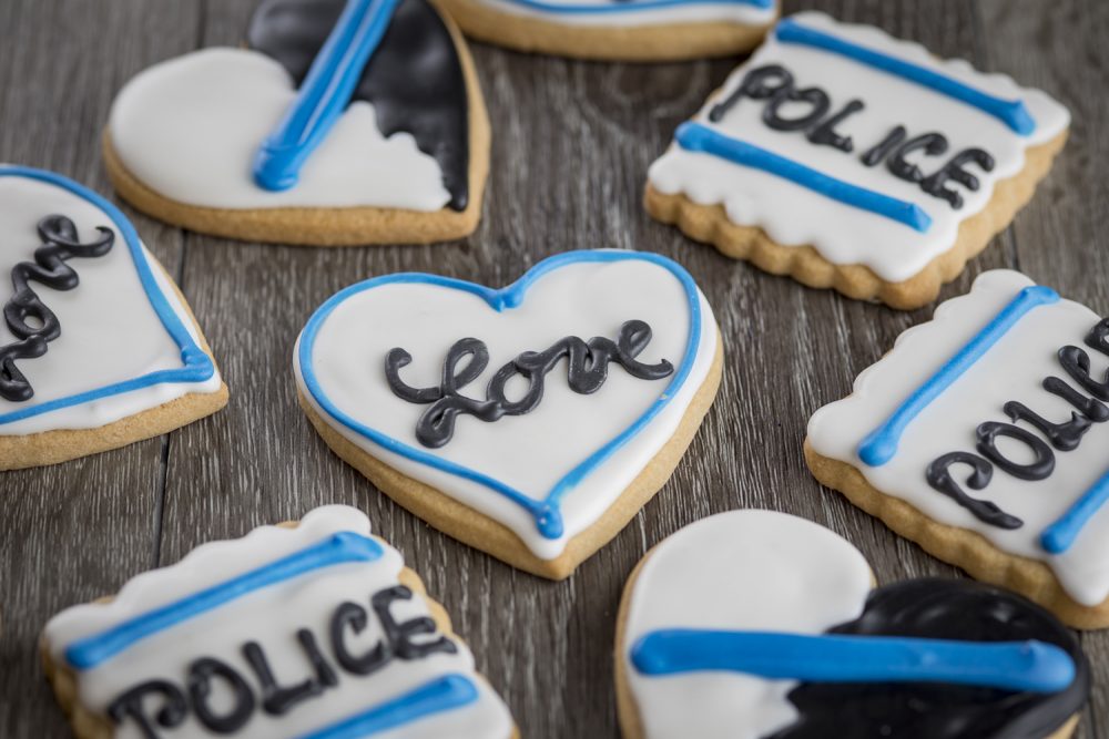 Police Cookies Love 1000