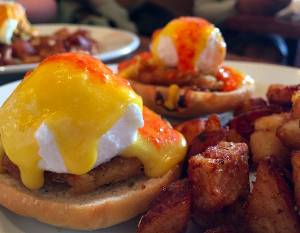 WHISK Chicago crab benedict