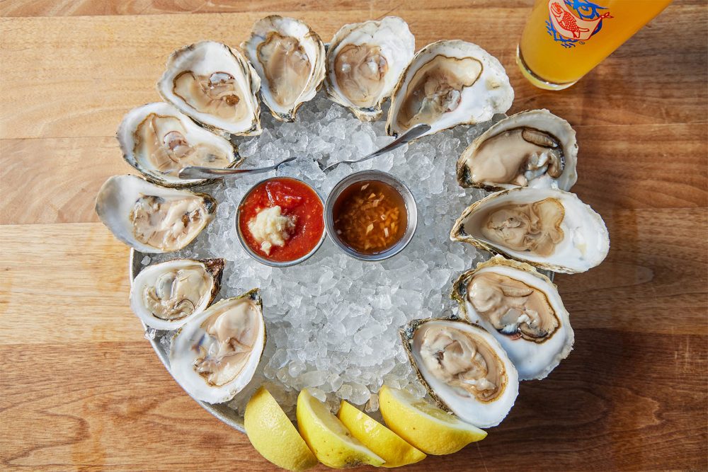 Lega Seafood 2024 Oysters 0000 Legal Sea Fodos Legal Harborside Brian Samuels Photography June 2023 Img 5548 Copy