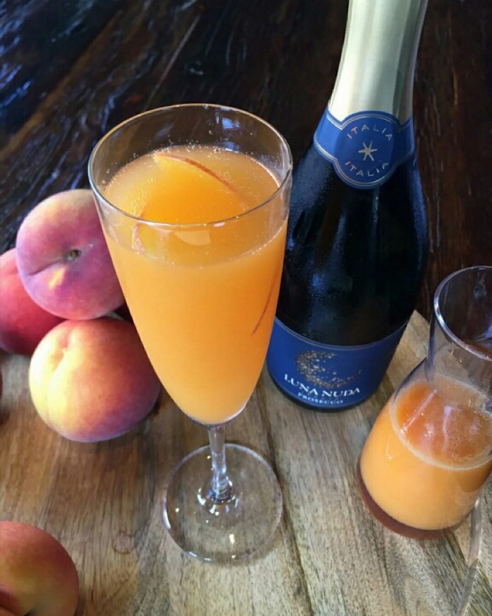 peach-bellinis-osteria-la-madia