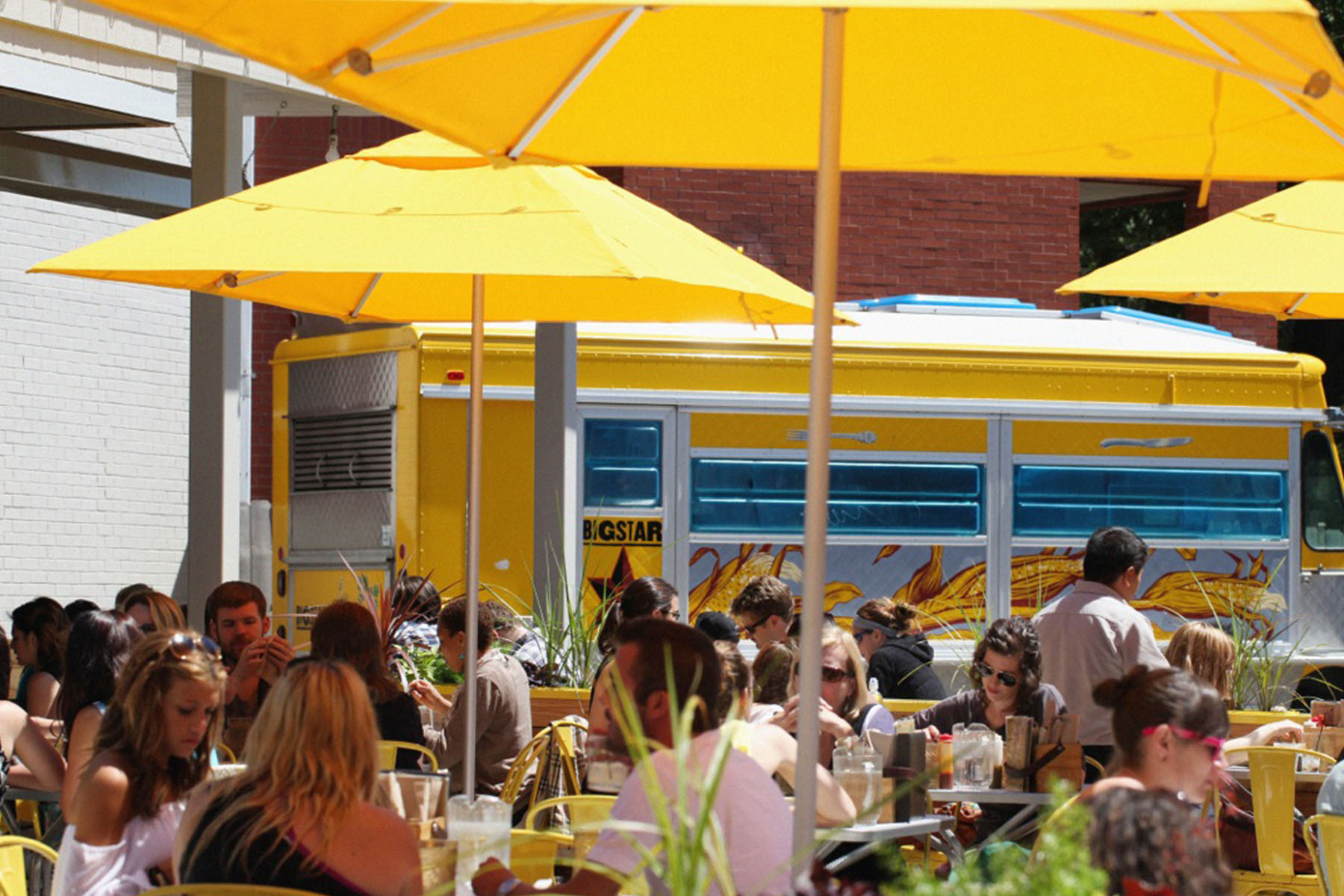 Big Star Patio 0000 Patio Cassandra Stadnicki 2 for Big Star Kicks Off Summer Grilling Series with Chicago Women's Brigade