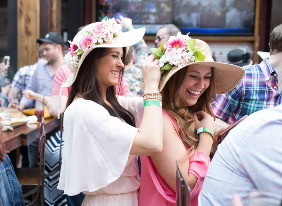 Kentuckyderbychicago Ladies Hat Fix for Celebrate Kentucky Derby 26 Stories Up at Apogee Lounge