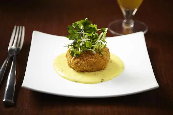 Crispy Crab Cake for Hearth to Open in Evanston on November 17