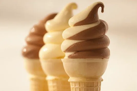 Screen shot 2015 10 13 at 3.29.37 PM for M Burger Dishes Complimentary Cones for Those in Costume
