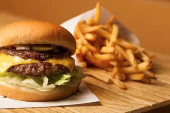 Screen shot 2015 08 24 at 9.55.28 AM for M Burger Opens in Aurora at Chicago Premium Outlets